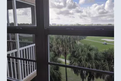 250 Jacaranda Dr #608, Plantation, FL 33324 - Photo 7