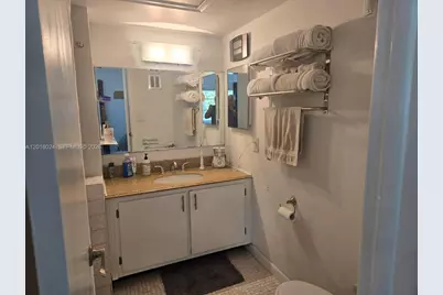 1950 N Andrews Ave #208D, Wilton Manors, FL 33311 - Photo 7