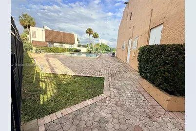 [Address not provided], Pembroke Pines, FL 33024 - Photo 7