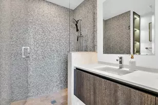 88 SW 7th St, Miami, FL 33130 - Photo 45