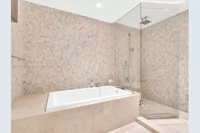 88 SW 7th St #2011, Miami, FL 33130 - Photo 37