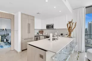 88 SW 7th St, Miami, FL 33130 - Photo 15