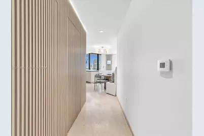 88 SW 7th St #2011, Miami, FL 33130 - Photo 7
