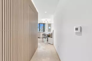 88 SW 7th St, Miami, FL 33130 - Photo 7