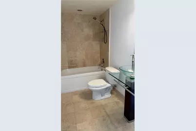 350 S Miami Ave #3814, Miami, FL 33130 - Photo 13