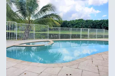 777 Tanglewood Cir, Weston, FL 33327 - Photo 21