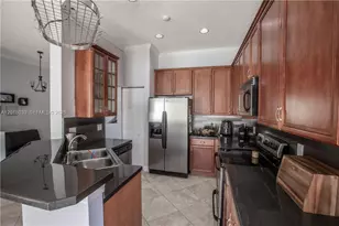777 Tanglewood Cir, Weston, FL 33327 - Photo 9