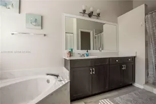 777 Tanglewood Cir, Weston, FL 33327 - Photo 15