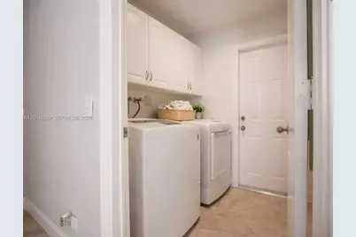 777 Tanglewood Cir, Weston, FL 33327 - Photo 21
