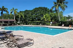 777 Tanglewood Cir, Weston, FL 33327 - Photo 27