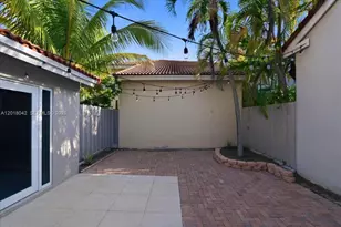 1135 Oysterwood St, Hollywood, FL 33019 - Photo 45