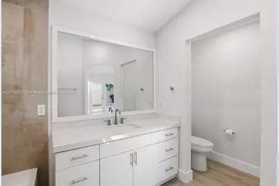 1135 Oysterwood St, Hollywood, FL 33019 - Photo 33