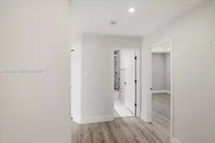 1135 Oysterwood St, Hollywood, FL 33019 - Photo 37