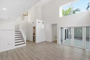 1135 Oysterwood St, Hollywood, FL 33019 - Photo 15