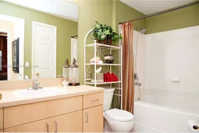 533 NE 3rd Ave #147, Fort Lauderdale, FL 33301 - Photo 5