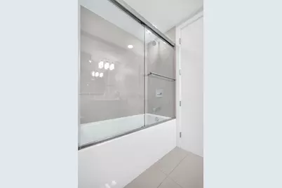5252 NW 85th Ave #911, Doral, FL 33166 - Photo 21