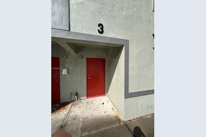 10950 NW 138th St #3, Hialeah Gardens, FL 33018 - Photo 3