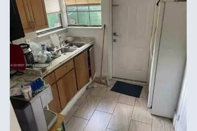 19422 SW 119th Ct, Miami, FL 33177 - Photo 17