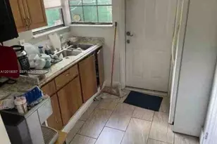 19422 SW 119th Ct, Miami, FL 33177 - Photo 17