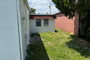 19422 SW 119th Ct, Miami, FL 33177 - Photo 7