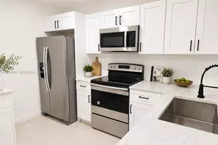 15721 SW 137th Ave, Miami, FL 33177 - Photo 3