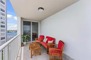 121 Golden Isles Dr, Hallandale Beach, FL 33009 - Photo 5