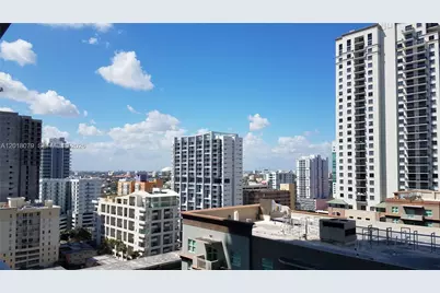 1111 SW 1st Ave #1921-N, Miami, FL 33130 - Photo 3