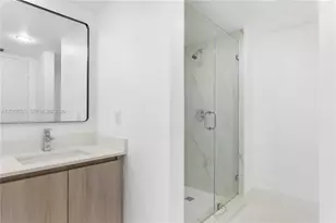 1717 NE Bayshore Dr, Miami, FL 33132 - Photo 9