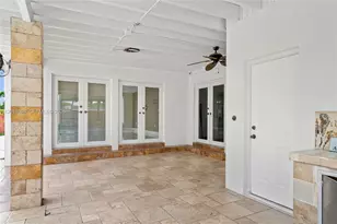 13611 SW 77th St, Miami, FL 33183 - Photo 9
