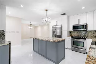 13611 SW 77th St, Miami, FL 33183 - Photo 11