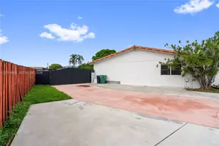 13611 SW 77th St, Miami, FL 33183 - Photo 11