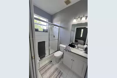 681 NW 42nd Ave #-, Plantation, FL 33317 - Photo 29