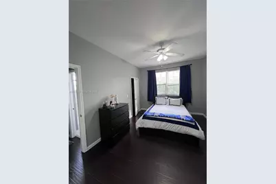 681 NW 42nd Ave #-, Plantation, FL 33317 - Photo 17
