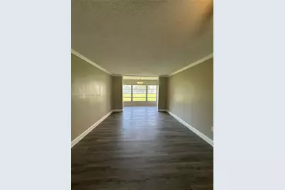 8060 N Sunrise Lakes Dr #105, Sunrise, FL 33322 - Photo 5