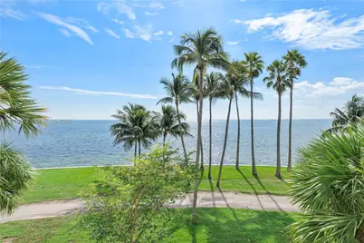 3 Grove Isle Dr #C410, Miami, FL 33133 - Photo 21