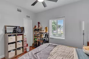 3151 NW Flagler Terrace, Miami, FL 33125 - Photo 13