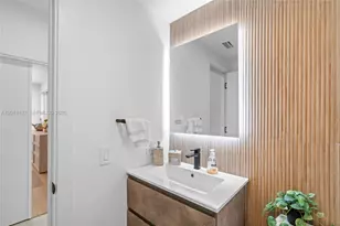 4621 NW 93rd Doral Ct, Doral, FL 33178 - Photo 33