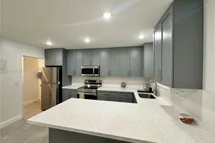 1975 NE 135th St, North Miami, FL 33181 - Photo 11