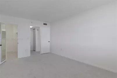 2851 NE 183rd St #504E, Aventura, FL 33160 - Photo 5