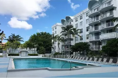 492 NW 165 St Rd #C516, Miami, FL 33169 - Photo 1
