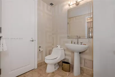 1435 Brickell Ave #3012, Miami, FL 33131 - Photo 9