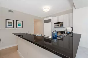 1435 Brickell Ave, Miami, FL 33131 - Photo 13