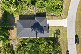136 Lomas Rd, Other City - In The State Of Florida, FL 33947 - Photo 7