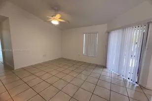 1004 San Remo Cir, Homestead, FL 33035 - Photo 9