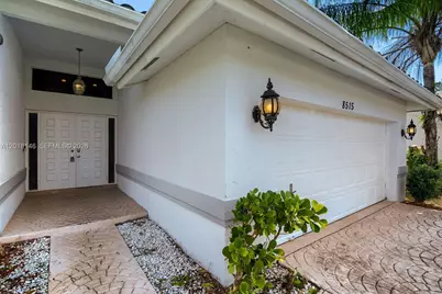 8515 NW 83rd St, Tamarac, FL 33321 - Photo 25
