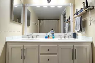 192 Springdale Cir, Palm Springs, FL 33461 - Photo 19