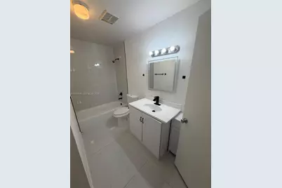 7160 NW 179th St #310, Hialeah, FL 33015 - Photo 23
