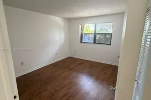 7160 NW 179th St, Hialeah, FL 33015 - Photo 13
