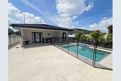 897 E 20th St #0, Hialeah, FL 33013 - Photo 13