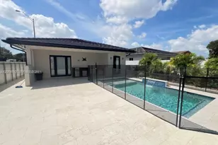 897 E 20th St, Hialeah, FL 33013 - Photo 13
